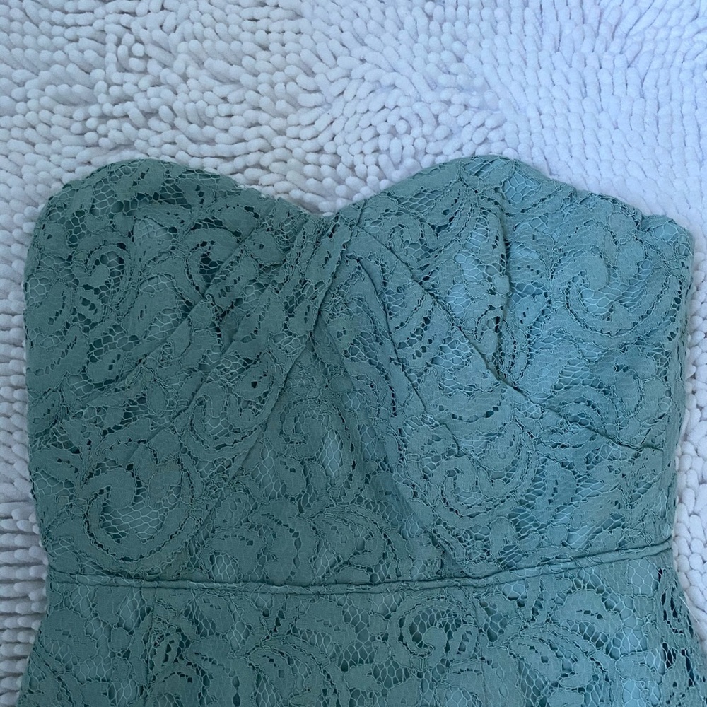 Dress - Picture 4 of 4